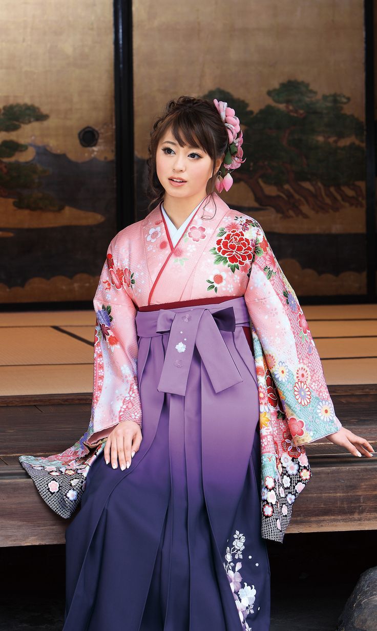 Hakama | Japanese style dress, Japanese fashion women, Japanese outfits